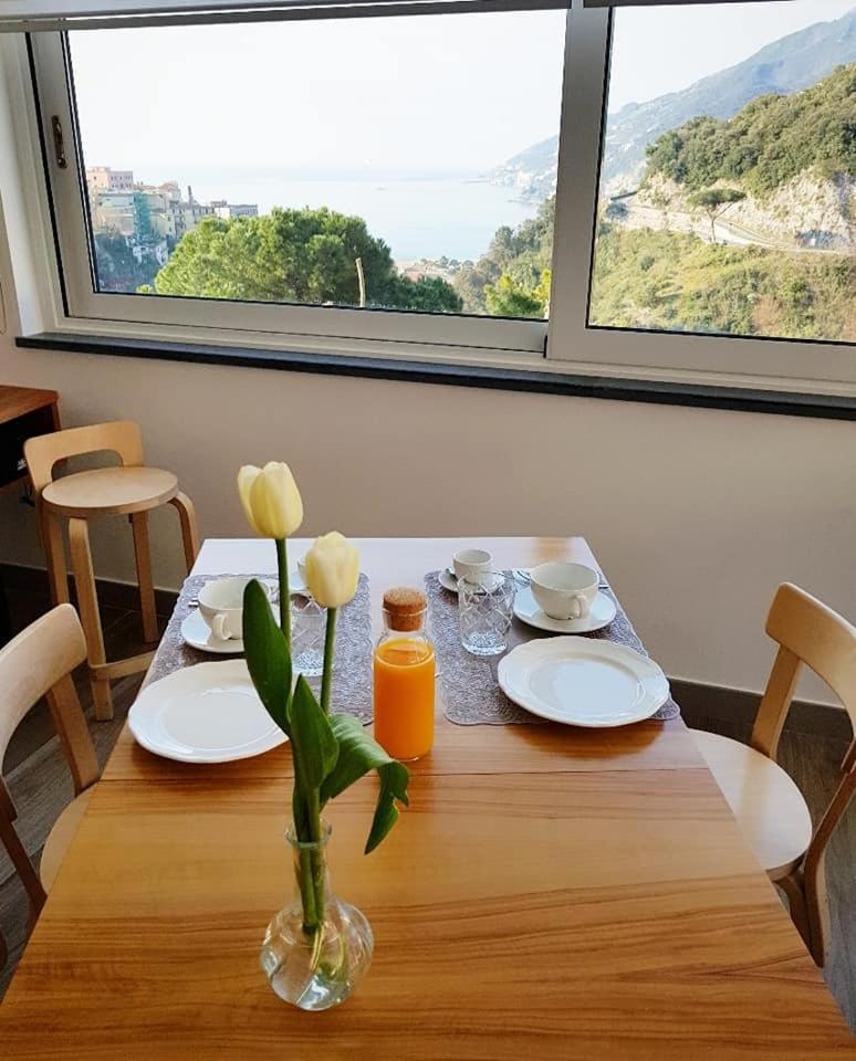 Ambrosea Amalfi Coast B&B Vietri Екстериор снимка